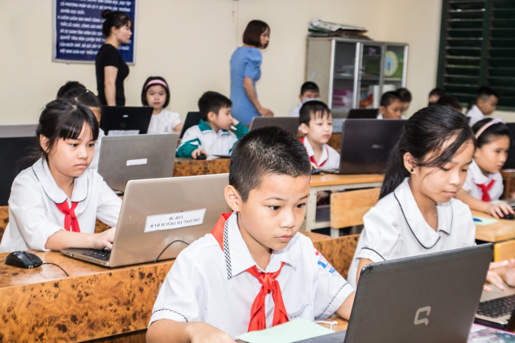 thi-đấu-trường-toán-học-vioedu