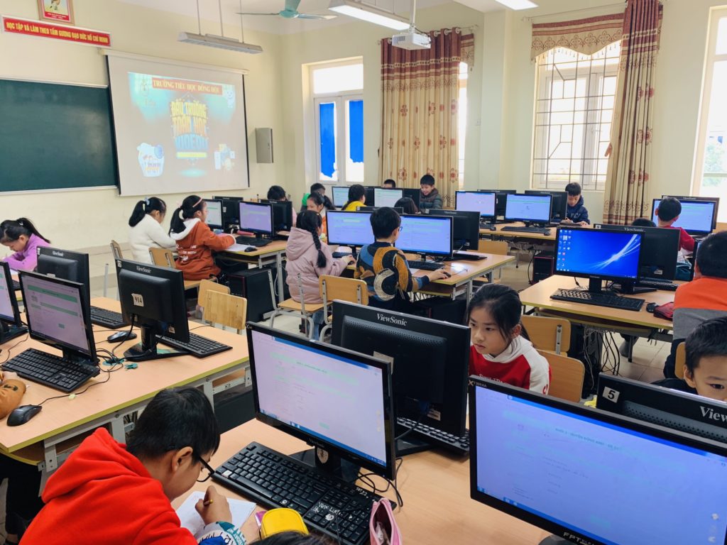 Một ca thi Đấu trường Toán học VioEdu, vòng Chung kết cấp trường, tại trường Tiểu học Đông Hội (huyện Đông Anh, Hà Nội).