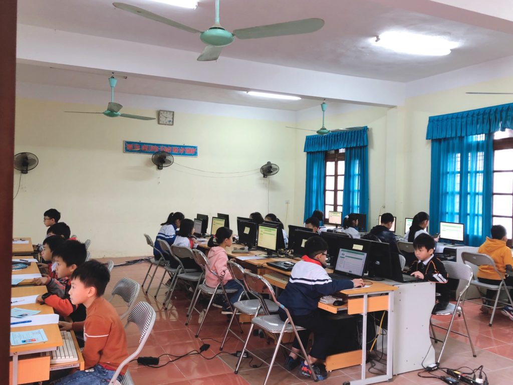 học-sinh-thi-đấu-trường-toán-học-vioedu-huyện-phúc-thọ