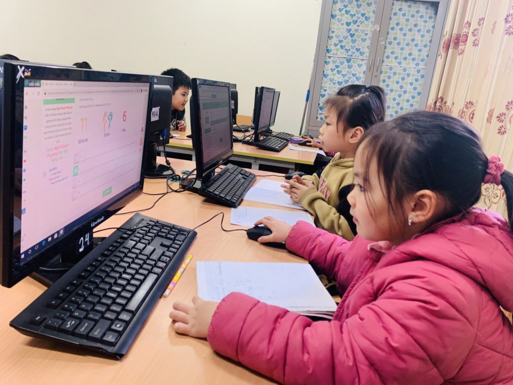 học sinh huyện Đông Anh thi đấu trường Toán học cấp trường