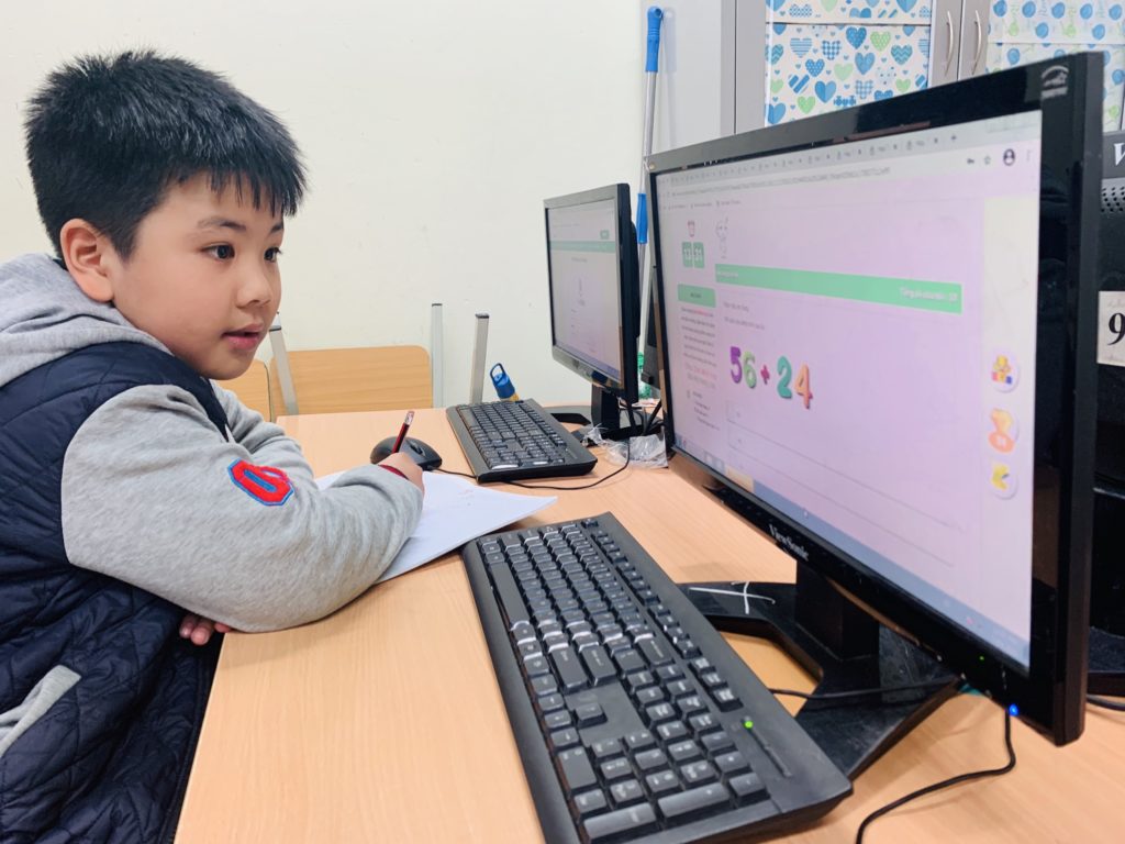 học sinh huyện Đông Anh thi đấu trường Toán học cấp trường