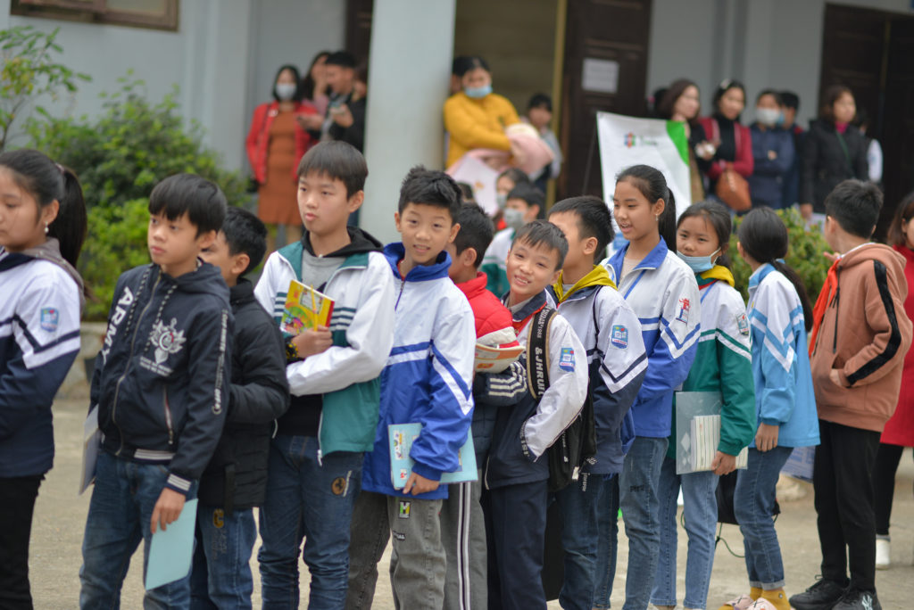 học-sinh-thi-đấu-trường-toán-học-vioedu-huyện-phúc-thọ